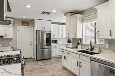 5320 E Thomas Road, Phoenix, AZ 85018 - Photo 3