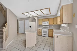 8821 S 51st St, Phoenix, AZ 85044 - Photo 11