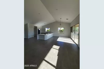 20565 N Garden Court, Surprise, AZ 85374 - Photo 5