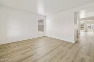 3129 W T Ryan Ln, Phoenix, AZ 85041 - Photo 19