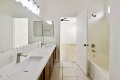 3129 W T Ryan Lane, Phoenix, AZ 85041 - Photo 33