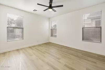 3129 W T Ryan Lane, Phoenix, AZ 85041 - Photo 27