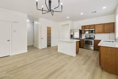 3129 W T Ryan Lane, Phoenix, AZ 85041 - Photo 15