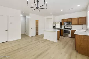 3129 W T Ryan Ln, Phoenix, AZ 85041 - Photo 15