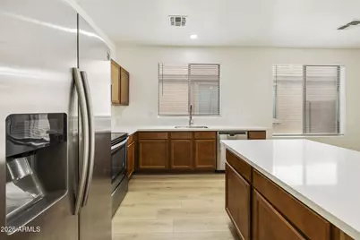 3129 W T Ryan Lane, Phoenix, AZ 85041 - Photo 11