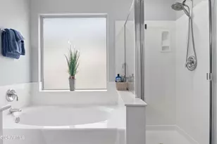 13372 W Banff Ln, Surprise, AZ 85379 - Photo 15