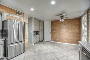 8647 E Devonshire Ave, Scottsdale, AZ 85251 - Photo 7