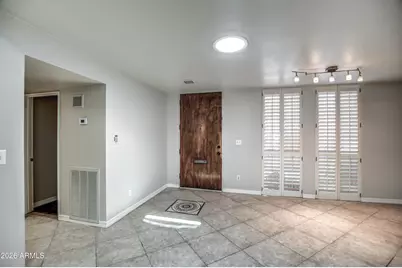 8647 E Devonshire Avenue, Scottsdale, AZ 85251 - Photo 27