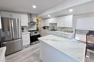 8865 E Baseline Rd, Mesa, AZ 85209 - Photo 9