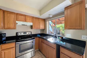 9228 N 7th Ave, Phoenix, AZ 85021 - Photo 9