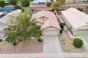 10030 N 94th Ln, Peoria, AZ 85345 - Photo 17