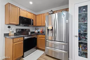 10030 N 94th Ln, Peoria, AZ 85345 - Photo 7