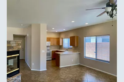 4008 E Ironhorse Road, Gilbert, AZ 85297 - Photo 13