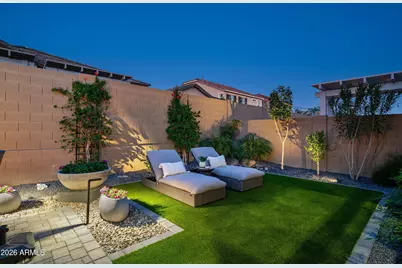 6138 E Via Del Sol Drive, Phoenix, AZ 85054 - Photo 35