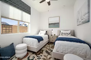 6138 E Via del Sol Dr, Phoenix, AZ 85054 - Photo 27