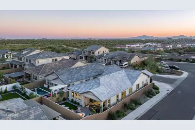 6138 E Via Del Sol Drive, Phoenix, AZ 85054 - Photo 41