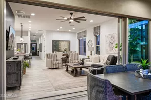 6138 E Via del Sol Dr, Phoenix, AZ 85054 - Photo 13