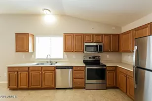 2128 E Danbury Rd, Phoenix, AZ 85022 - Photo 9