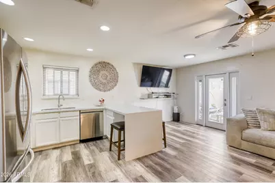 15630 N 29th Way, Phoenix, AZ 85032 - Photo 11