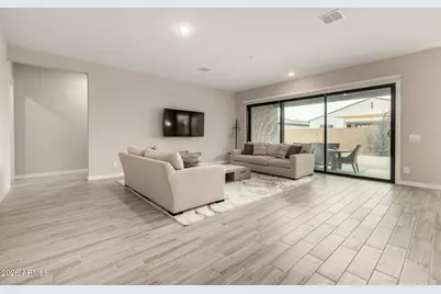 8026 W Nicolet Avenue, Glendale, AZ 85303 - Photo 9