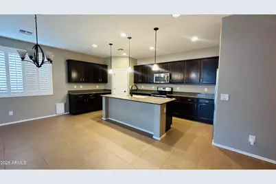 12115 W Rowel Road, Peoria, AZ 85383 - Photo 3