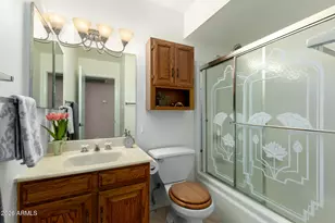 10221 N 52nd Ave, Glendale, AZ 85302 - Photo 15