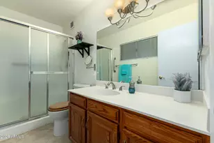 10221 N 52nd Ave, Glendale, AZ 85302 - Photo 11