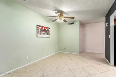 10221 N 52nd Avenue, Glendale, AZ 85302 - Photo 9