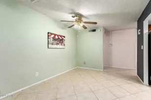 10221 N 52nd Ave, Glendale, AZ 85302 - Photo 9