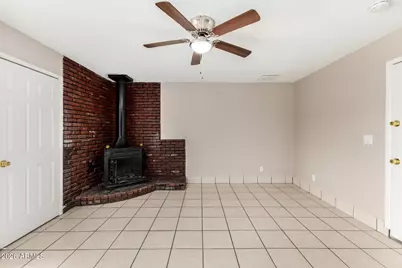 3023 N 57th Drive, Phoenix, AZ 85031 - Photo 7