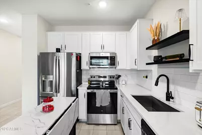 2822 W White Feather Lane, Phoenix, AZ 85085 - Photo 9