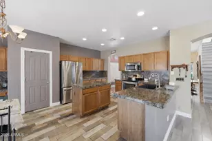 10702 E Marigold Ln, Florence, AZ 85132 - Photo 7