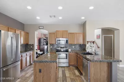 10702 E Marigold Lane, Florence, AZ 85132 - Photo 9