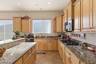 27685 N Higuera Dr, Peoria, AZ 85383 - Photo 3