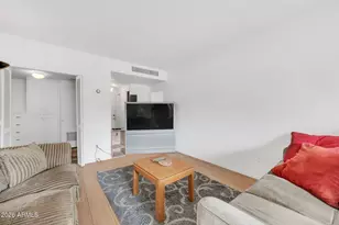 6125 E Indian School Rd, Scottsdale, AZ 85251 - Photo 11