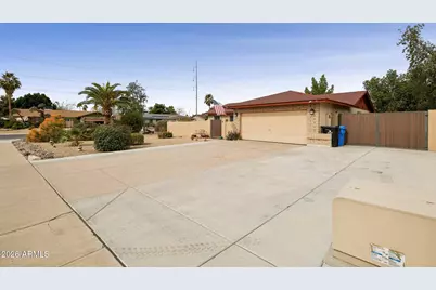 802 E Marconi Avenue, Phoenix, AZ 85022 - Photo 1