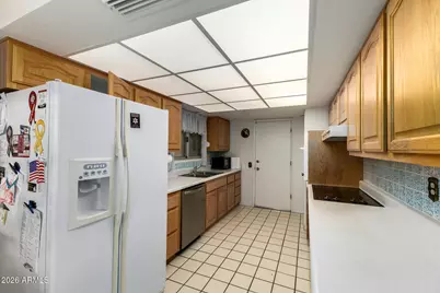 17402 N Horseshoe Lane, Sun City, AZ 85373 - Photo 15