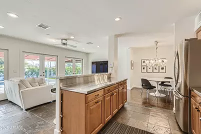 1527 E El Camino Drive, Phoenix, AZ 85020 - Photo 11