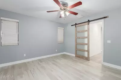 2034 E Don Carlos Avenue, Tempe, AZ 85281 - Photo 11