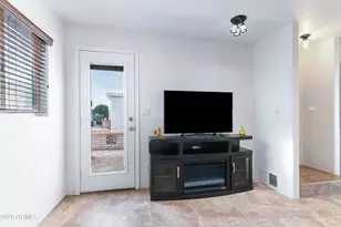 111 S Greenfield Rd, Mesa, AZ 85206 - Photo 25