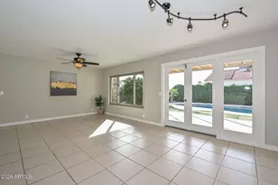 1659 E Bluefield Cir, Phoenix, AZ 85022 - Photo 7