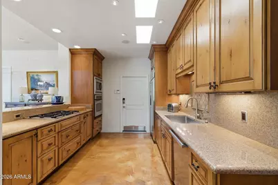 5652 N Scottsdale Road, Paradise Valley, AZ 85253 - Photo 5