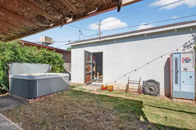2108 W Virginia Avenue, Phoenix, AZ 85009 - Photo 27
