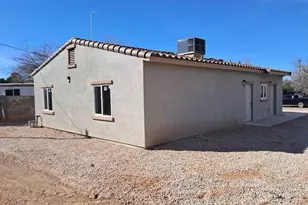 240 Valerie Ln, Sierra Vista, AZ 85635 - Photo 5