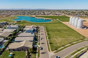 3527 E Austin Dr, Gilbert, AZ 85296 - Photo 23