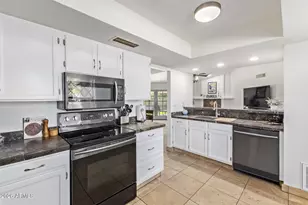 3861 E Salinas St, Phoenix, AZ 85044 - Photo 15