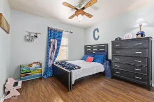 3861 E Salinas St, Phoenix, AZ 85044 - Photo 23