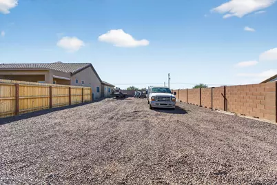 112 W Circle Mountain Road, New River, AZ 85087 - Photo 53