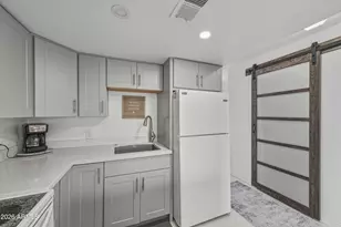 8210 E Garfield St, Scottsdale, AZ 85257 - Photo 9