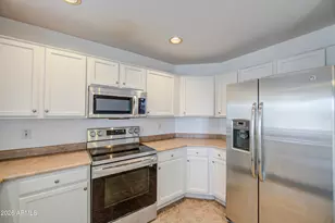 125 N 22nd Pl, Mesa, AZ 85213 - Photo 7